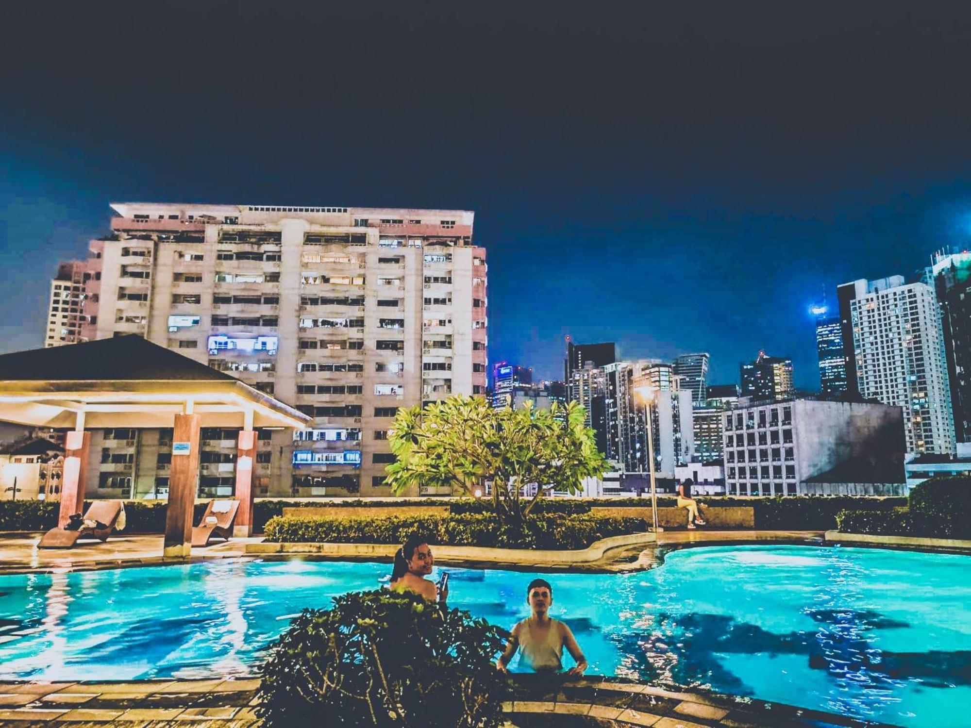 Beacon Makati Condo Free Pool Access Free Wifi 100Mbps & Free Netflix Манила Экстерьер фото